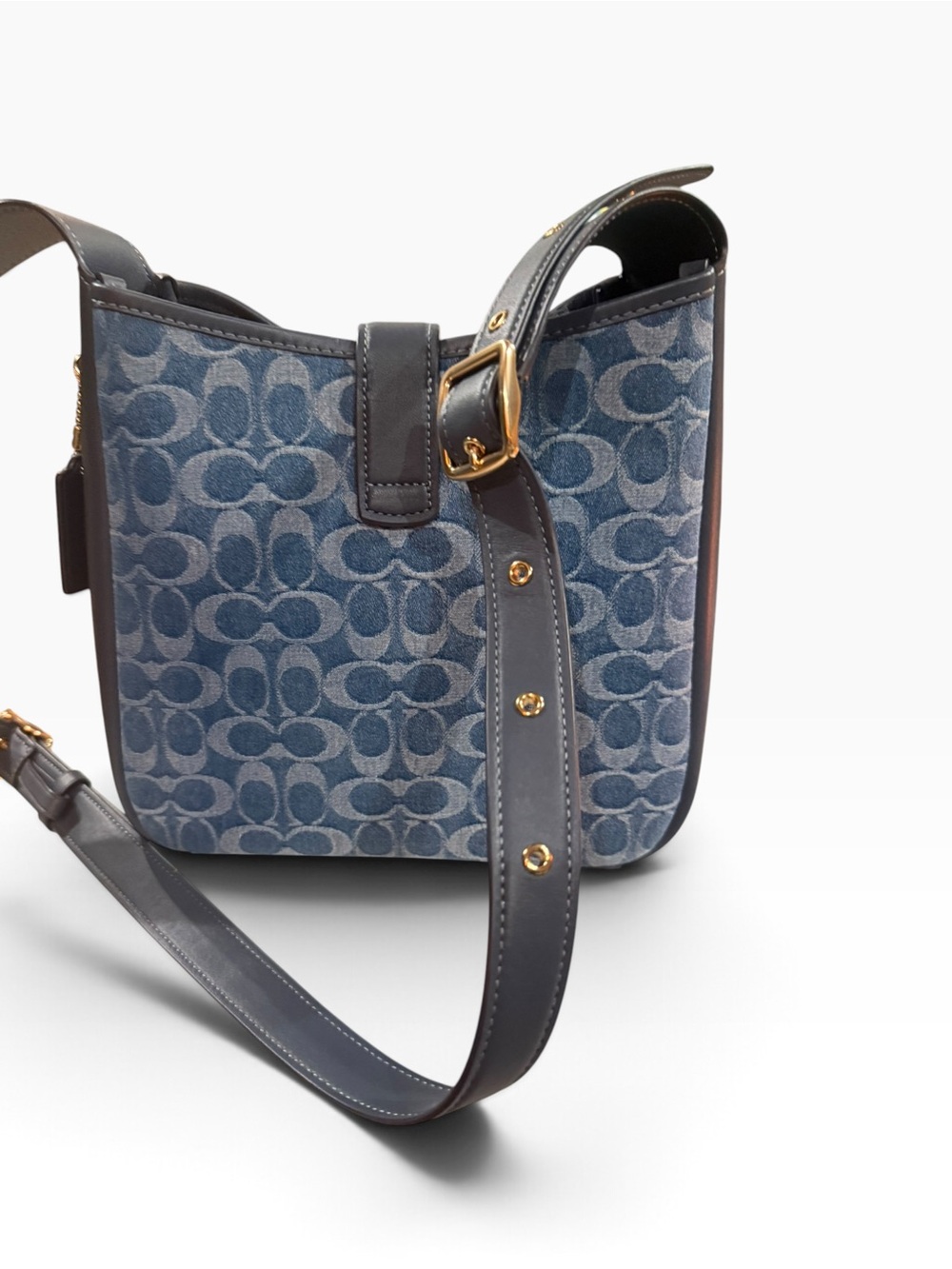 ❌sold❌Coach Hadley Signature Denim Convertible Crossbody Bag Blue Gold 2025 - Picture 3 of 12